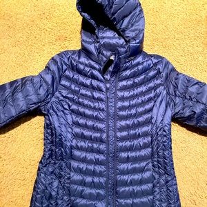 HeatKeep navy women’s packable down jacket